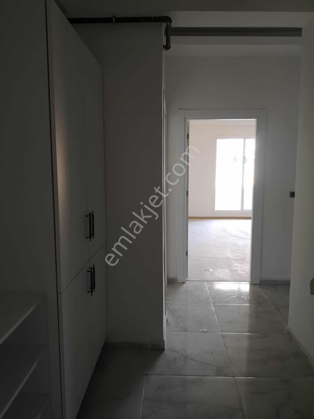 Cumhuriyet Mahallesinde Butik Sitede Satılık 2+1 Daire !! - Görsel 16