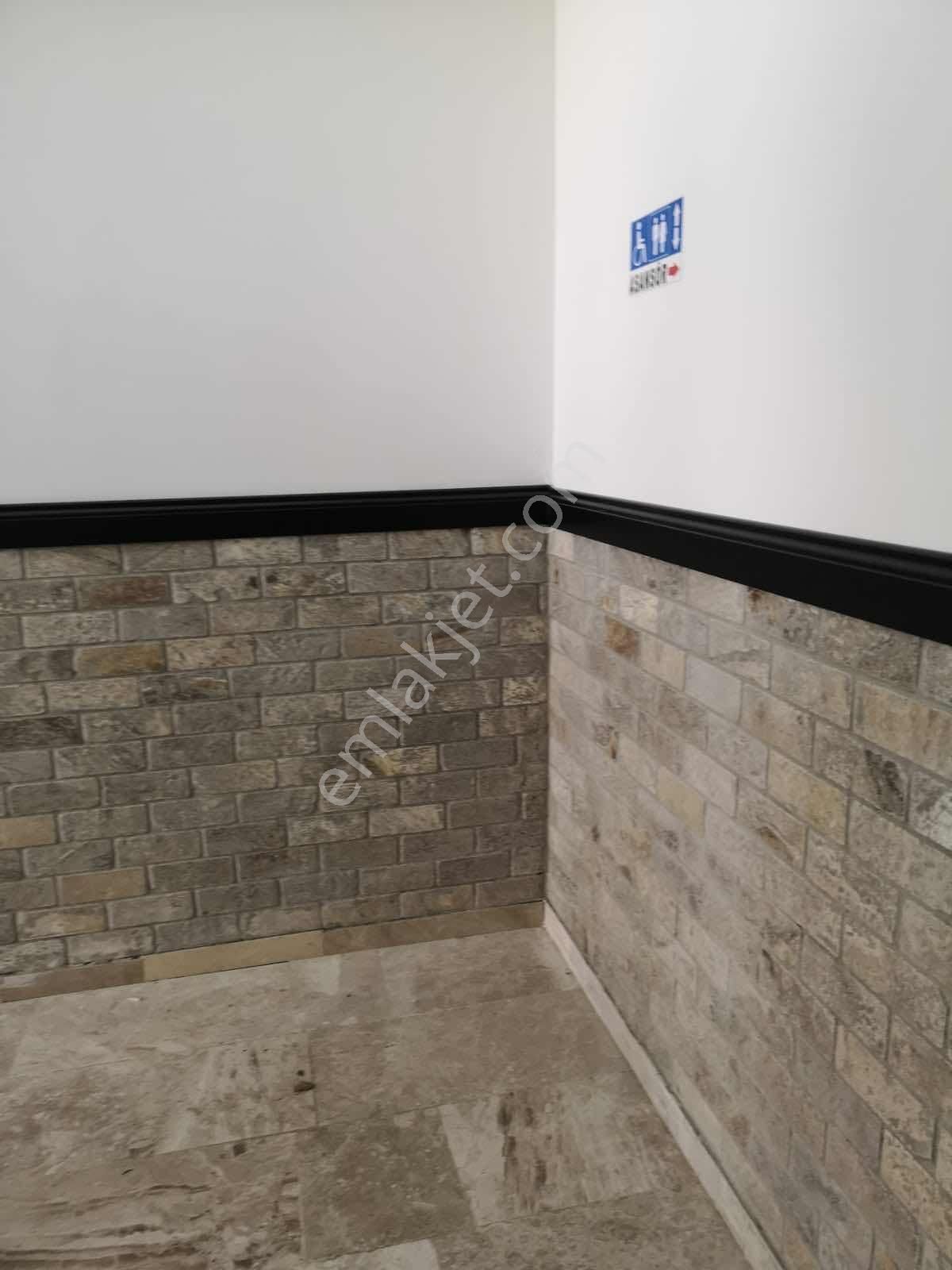 Cumhuriyet Mahallesinde Butik Sitede Satılık 2+1 Daire !! - Görsel 7