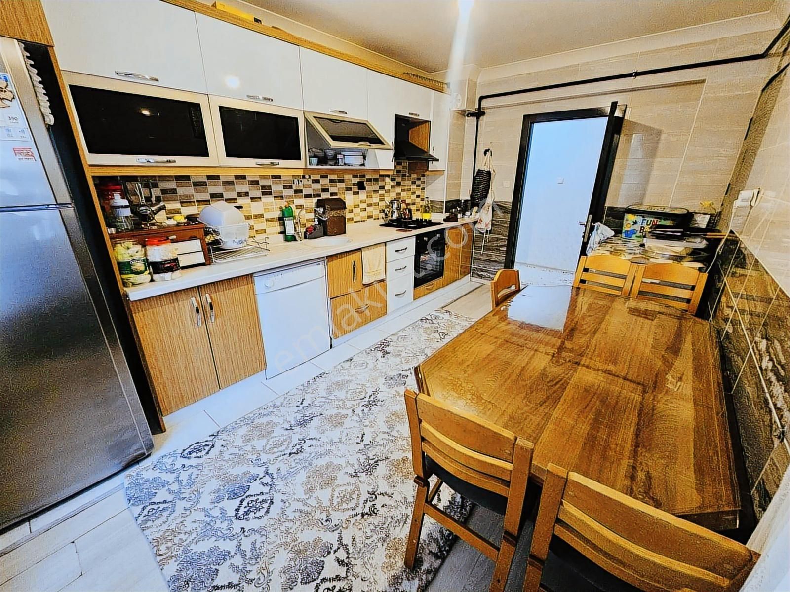 Şentürk Gayrimenkul'den**geniş Aileler İçin**4+1 Altı Daire!!! - Görsel 11