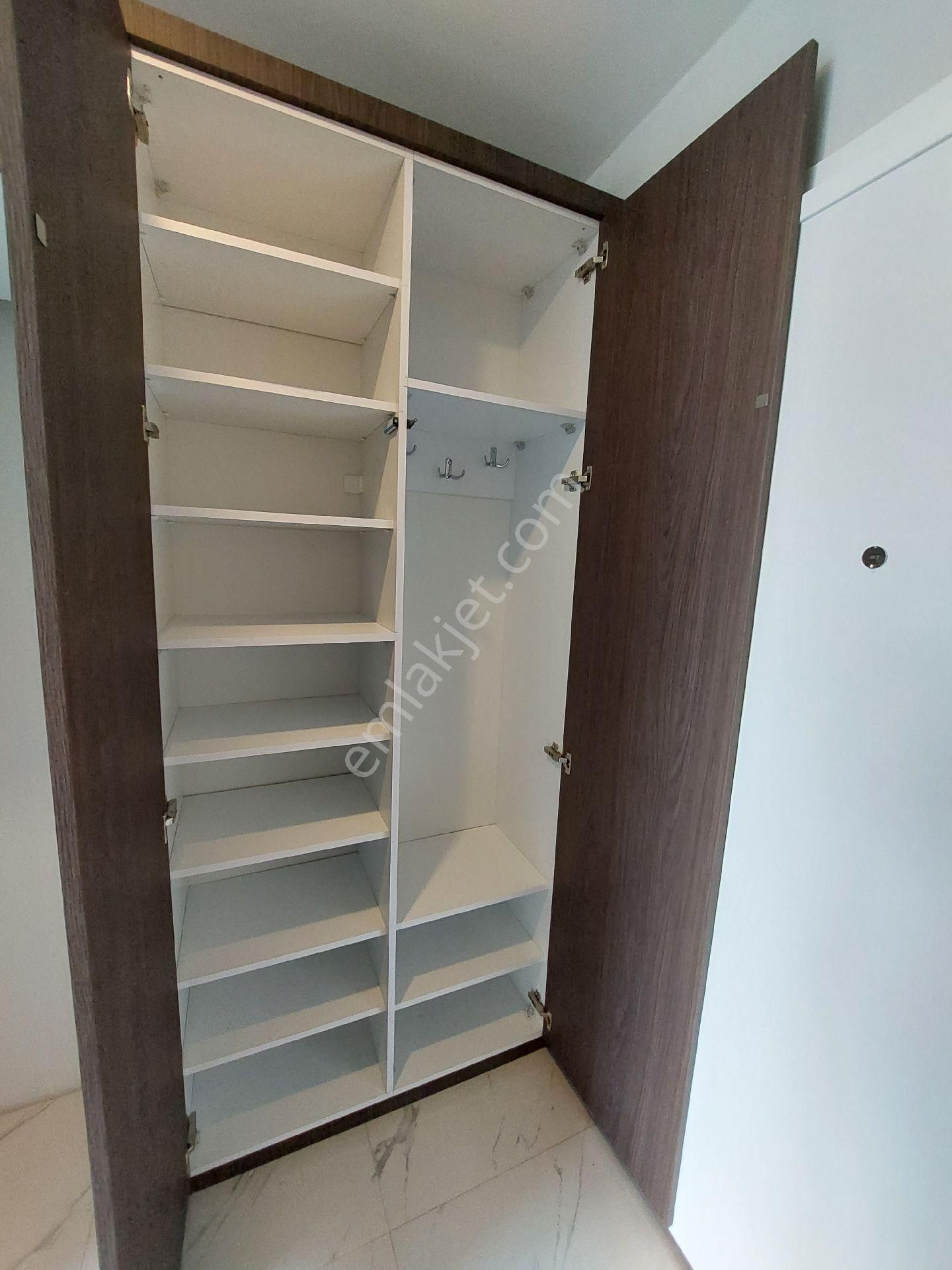 Maltepe Küçükyalı Da E_5 Cephe Harika Konumda 2+1 Birinci Sınıf İşçilik - Görsel 10