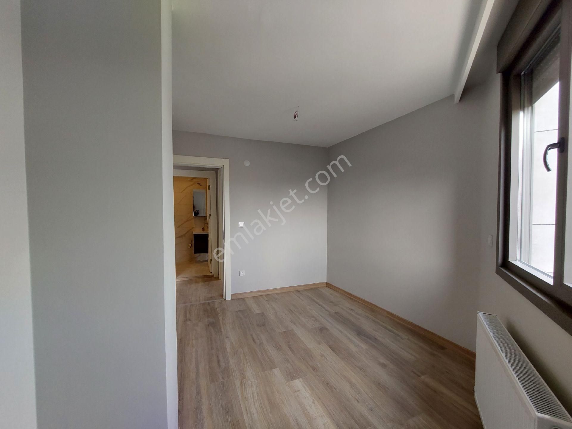 Maltepe Küçükyalı Da E_5 Cephe Harika Konumda 2+1 Birinci Sınıf İşçilik - Görsel 22