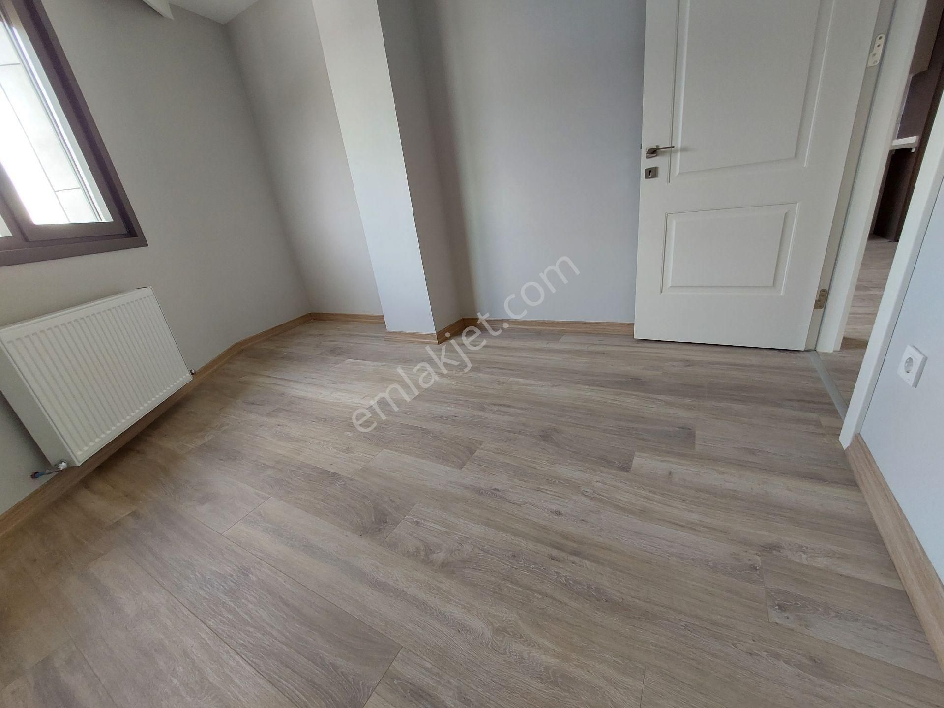 Maltepe Küçükyalı Da E_5 Cephe Harika Konumda 2+1 Birinci Sınıf İşçilik - Görsel 21