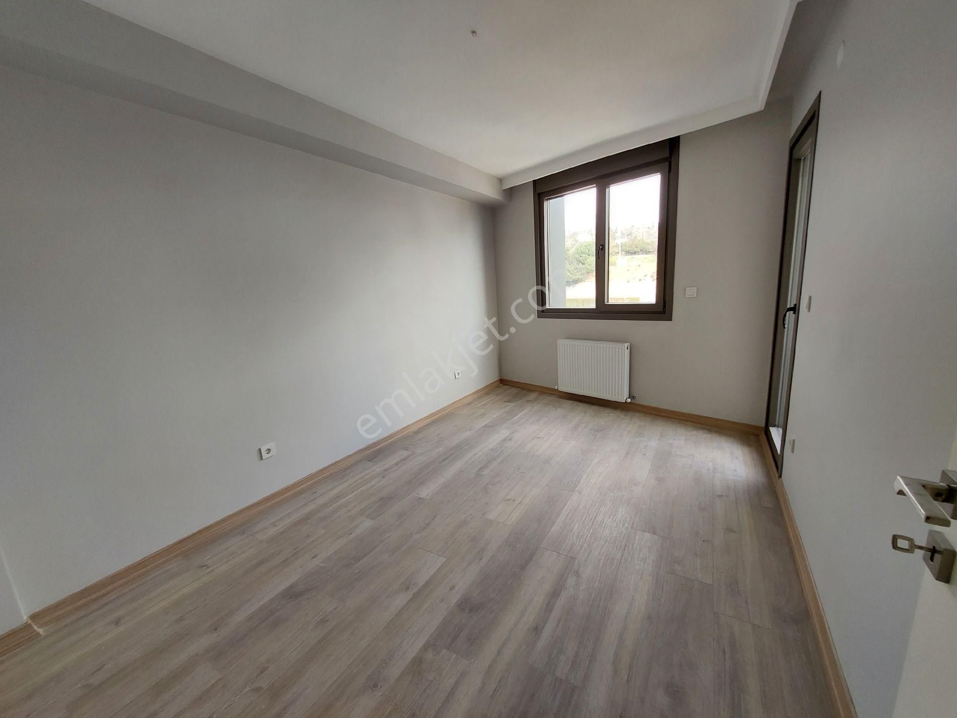 Maltepe Küçükyalı Da E_5 Cephe Harika Konumda 2+1 Birinci Sınıf İşçilik - Görsel 25