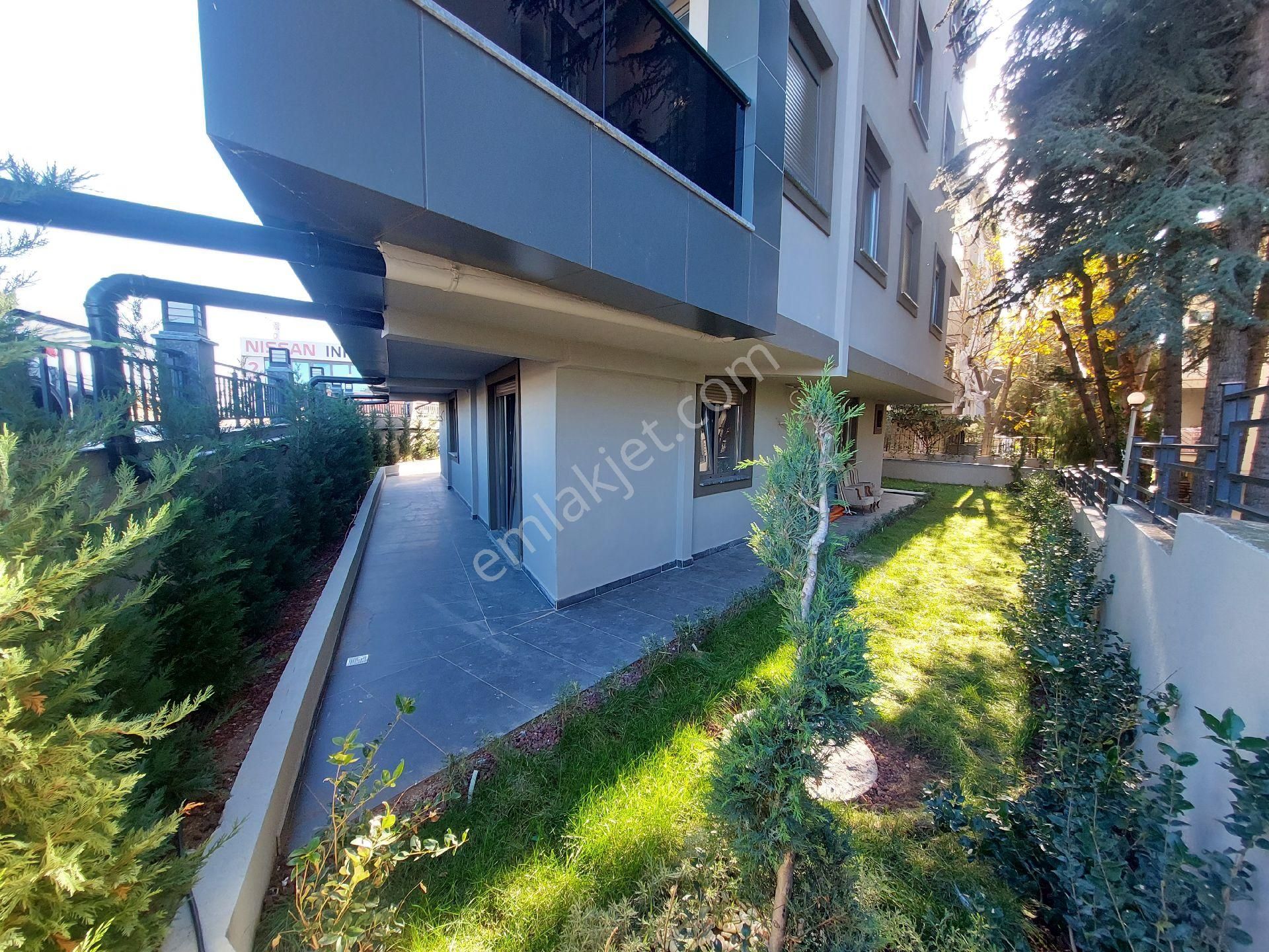 Maltepe Küçükyalı Da E_5 Cephe Harika Konumda 2+1 Birinci Sınıf İşçilik - Görsel 6