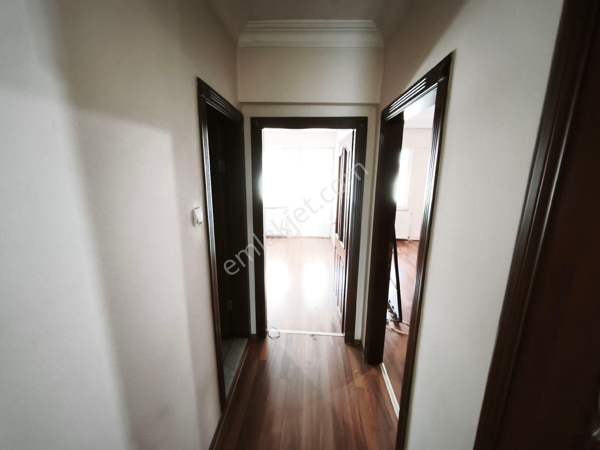 Edremit Cennetayağında Devlet Hastanesi Ek Binası Karşısı Kiralik - Görsel 5