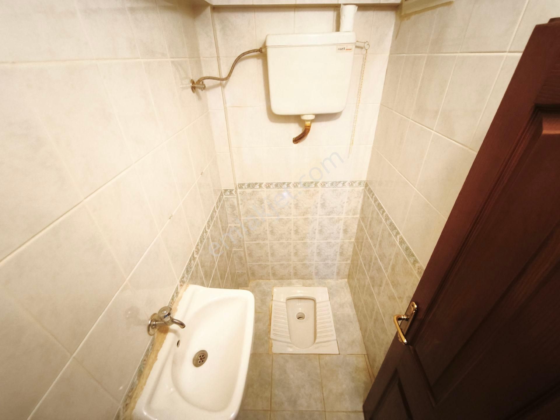 Edremit Cennetayağında Devlet Hastanesi Ek Binası Karşısı Kiralik - Görsel 29