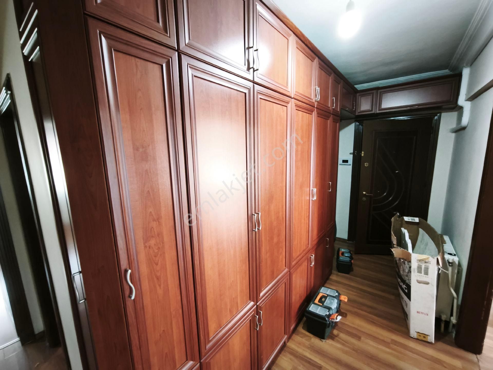 Edremit Cennetayağında Devlet Hastanesi Ek Binası Karşısı Kiralik - Görsel 8