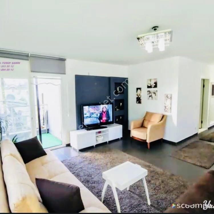 Kuşadasında Güvenlikli Havuzlu Sitede Bahçeli Boş Geniş 2+1 - Görsel 6