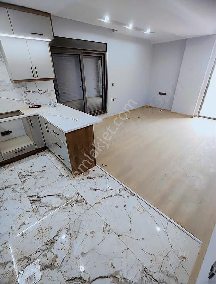 Göçerler Mah 1+1 Amerikan Mutfak Havuzlu Lux Site İçi 2. Kat - Görsel 16