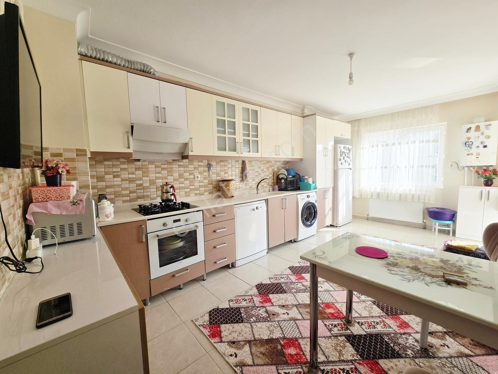 Htc Gayrimenkul'den Merkezde Genişlik Ve Konfor Bir Arada 3+1 !! - Görsel 11