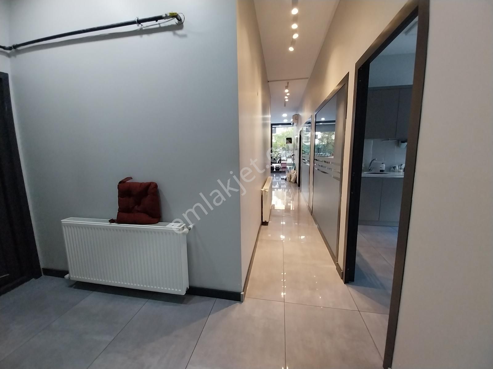 Cadde Üzerinde Tabela Değeri Yüksek Fırsat - Görsel 3