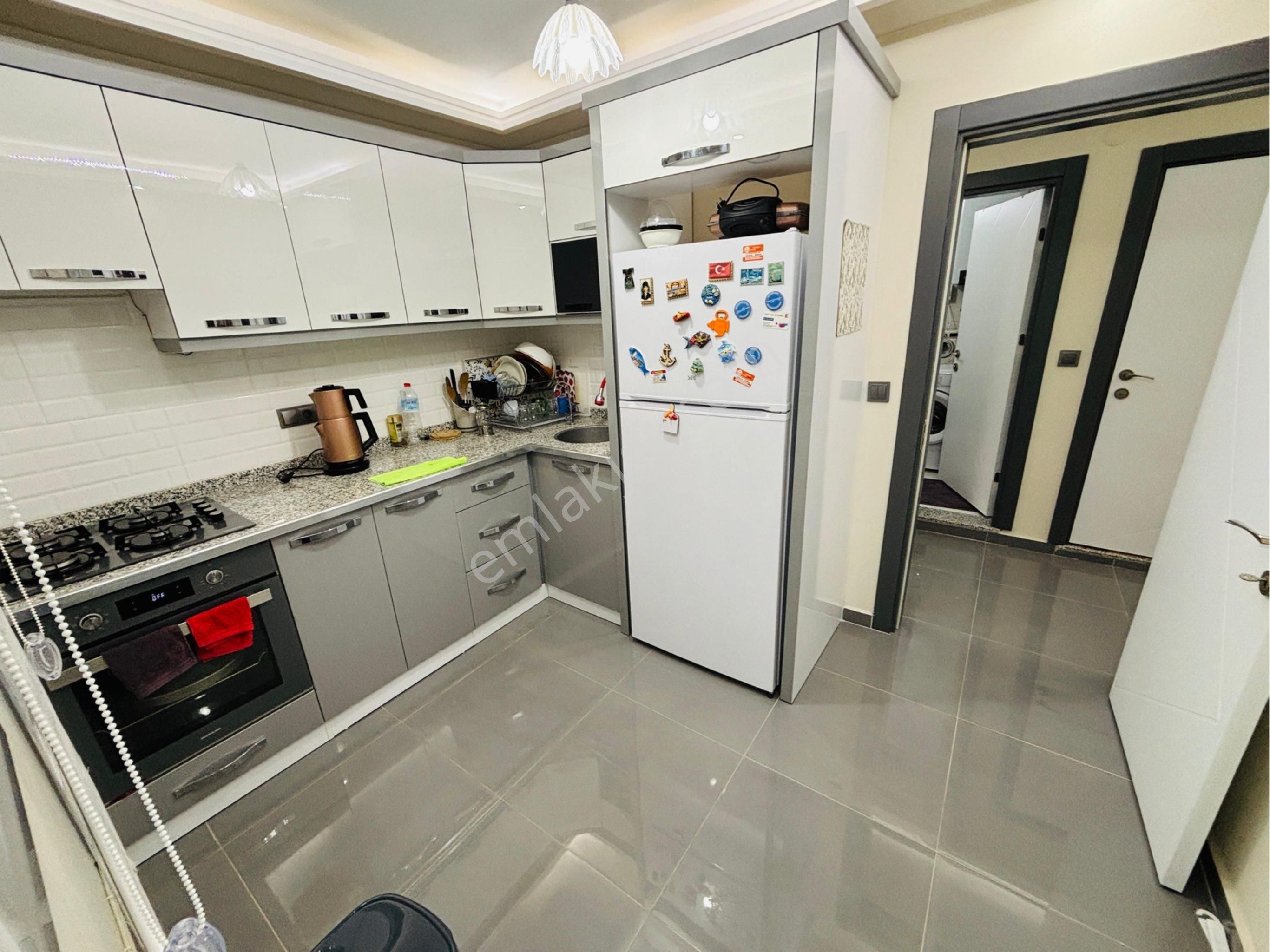 ❗️merkezde Satılık 3+1 Ayrı Mutfak Asansörlü Eşyalı Daire Ara Kat❗️ - Görsel 8