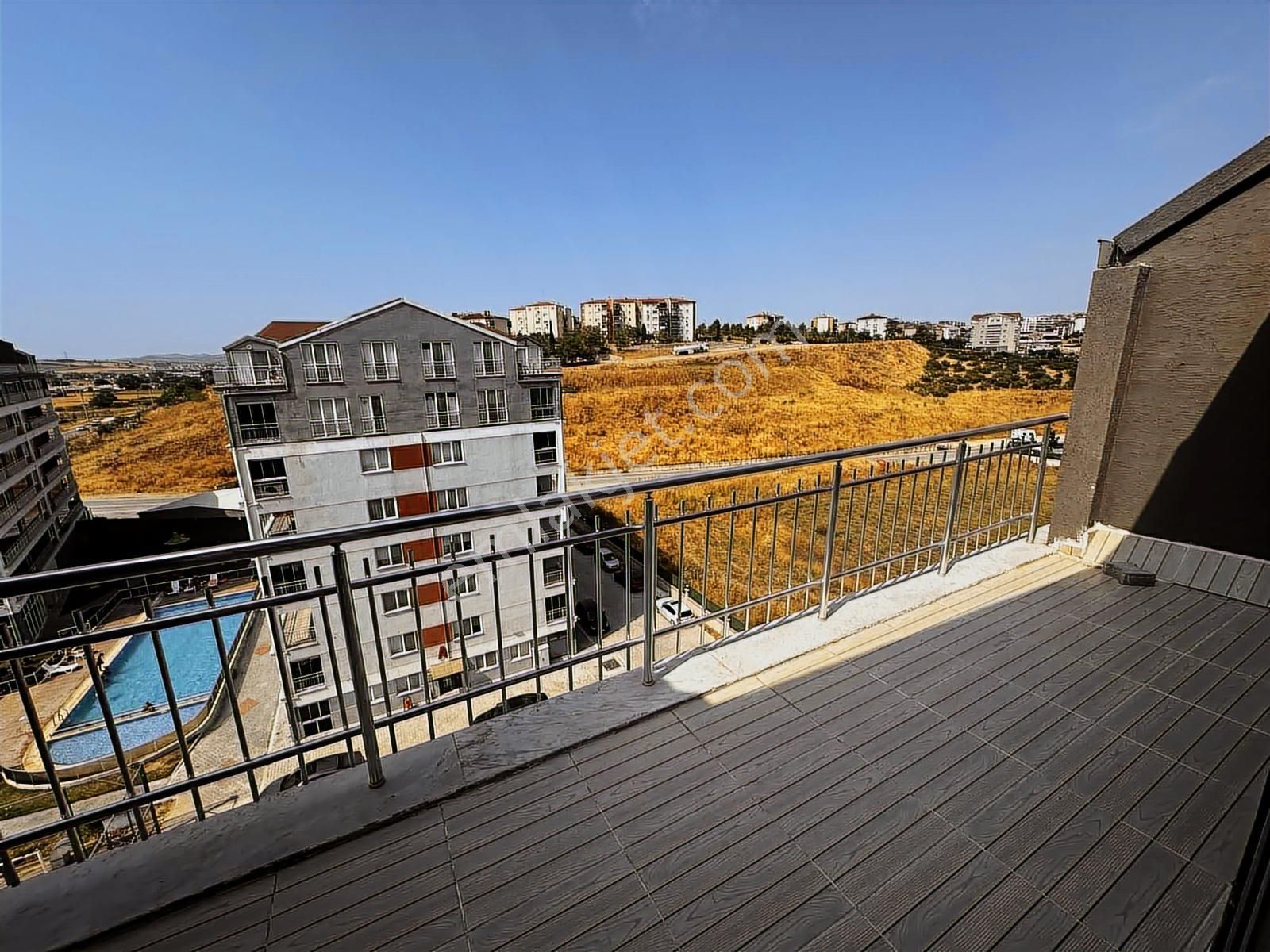 Balkan'da Denizkent Sitesinde Kiralık Dubleks - Görsel 16