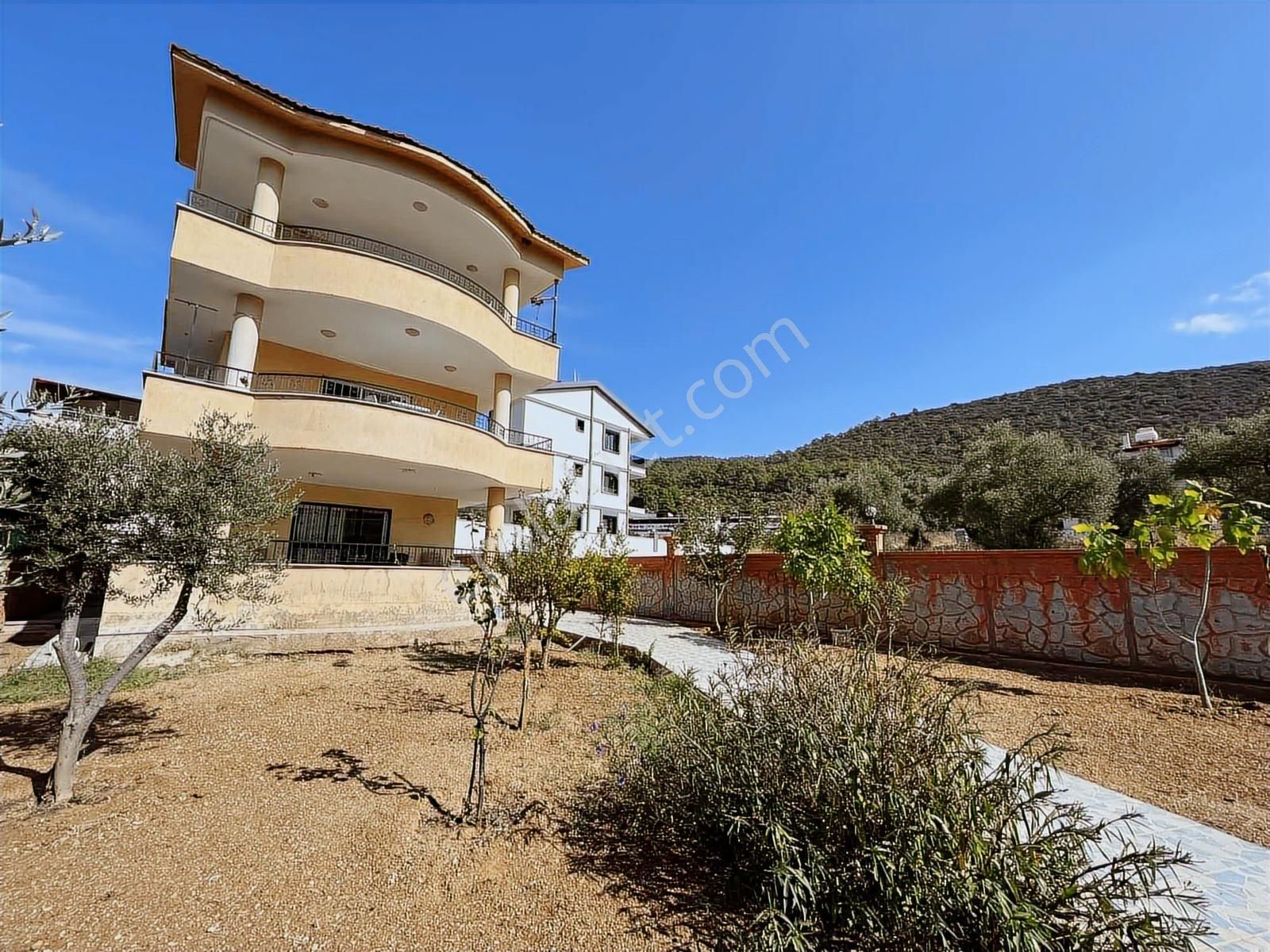 Didim Akbük'te Merkezi Konumda 3+1 Fırsat Daire