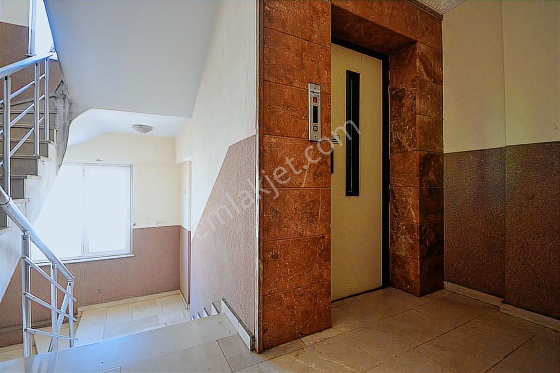 Kleopatra Plajına Bir Kaç Adım Özel Dizayn Mobilyalı Sıfır Daire - Görsel 2