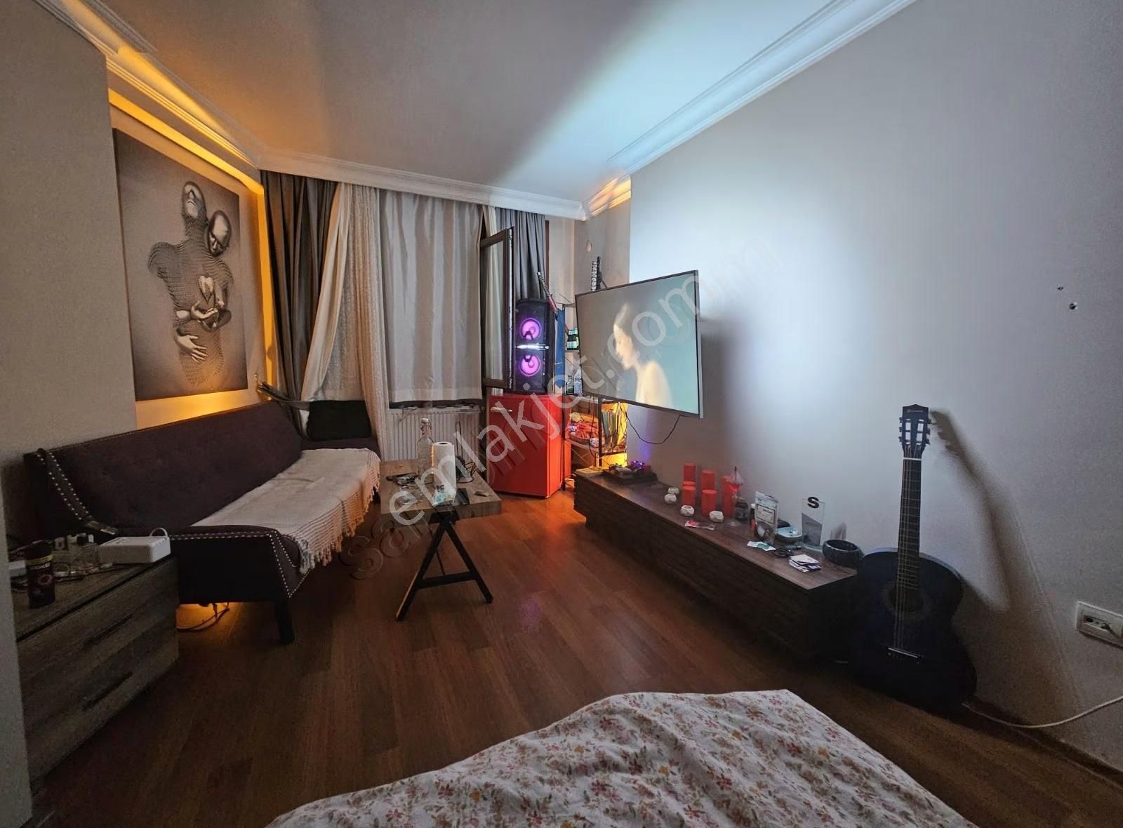 Üsküdar Merkezde 3+1 Genç Bina 145m2 Balkonlu 2 Wcli Ferah Daire - Görsel 16