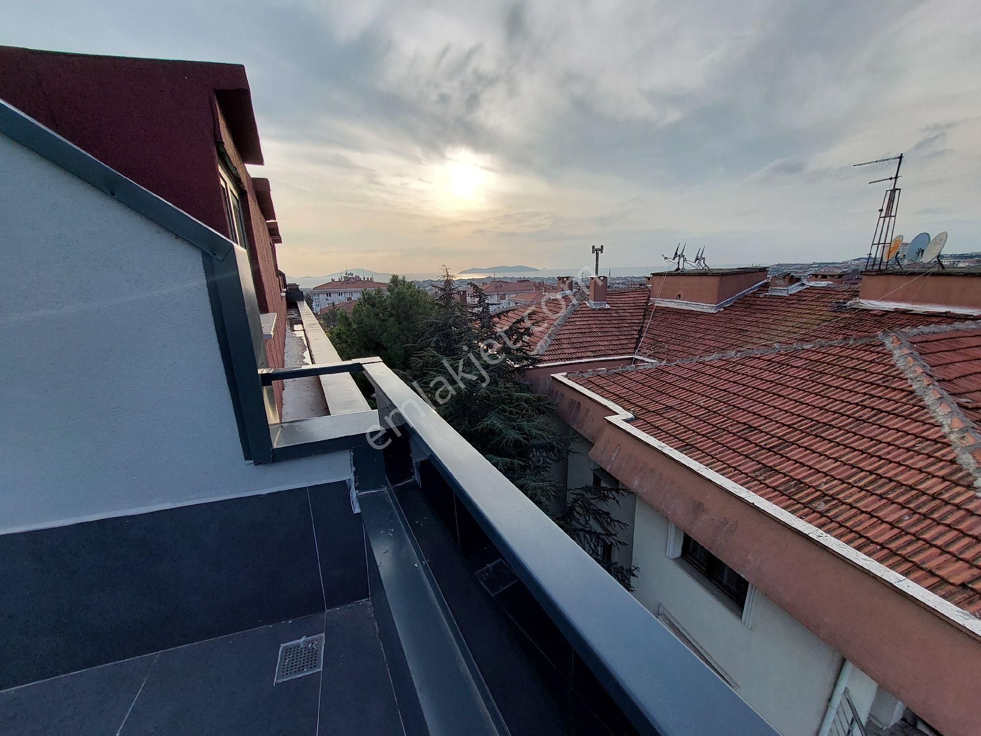 Adalar Ve E5 Manzaralı 3+1 Dubleks Harika Konum Ve Birinci Sınıf İşçilik - Görsel 33