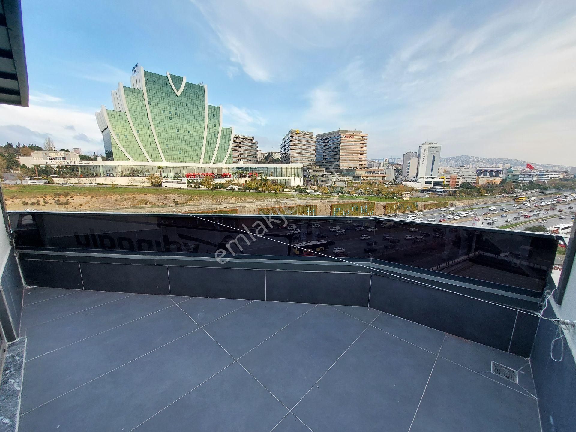 Adalar Ve E5 Manzaralı 3+1 Dubleks Harika Konum Ve Birinci Sınıf İşçilik - Görsel 22