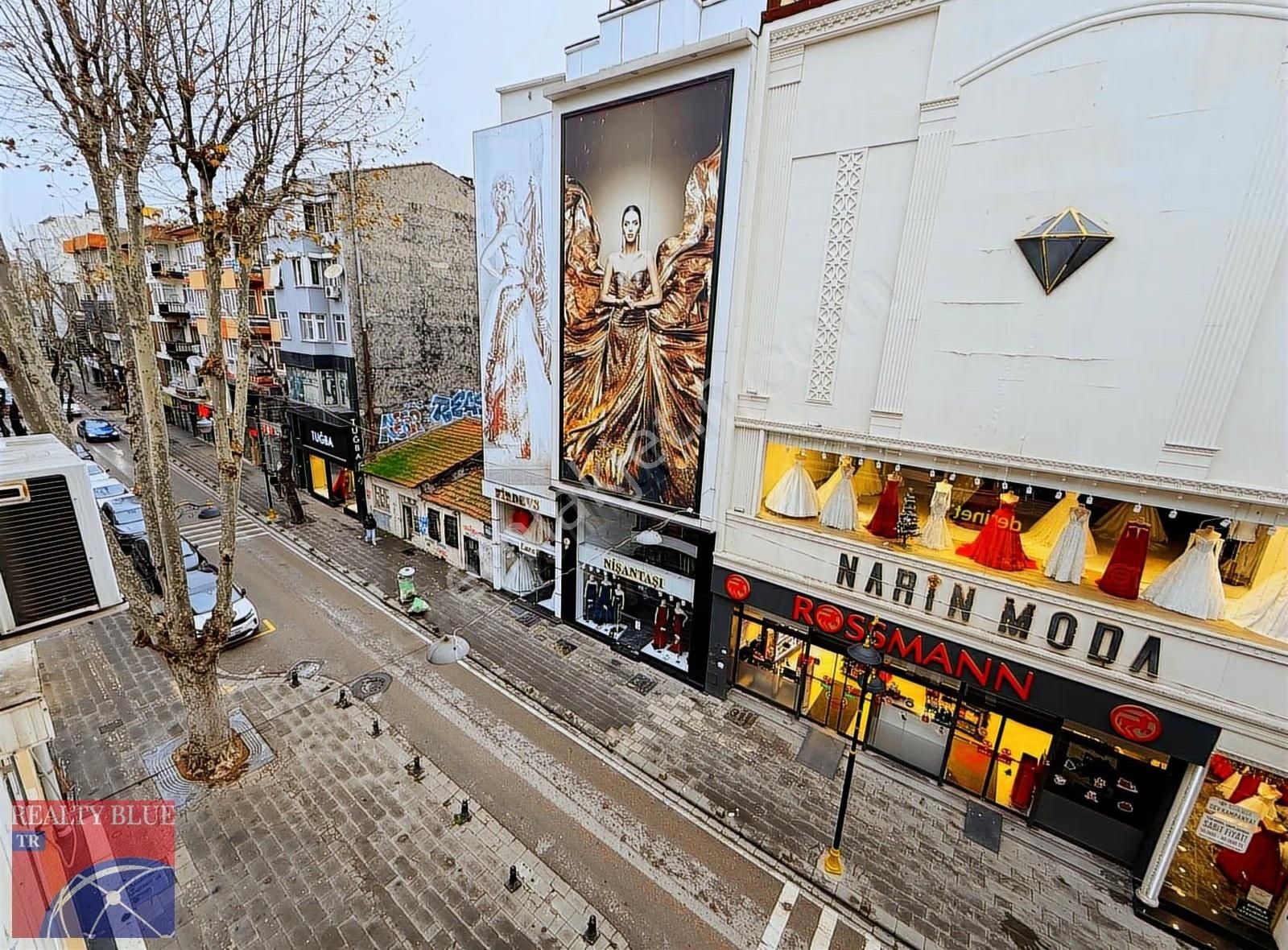 İçi Komple Yapılı Marmaray&yht Komşu Arakat 3+1 Kiralık Daire - Görsel 24