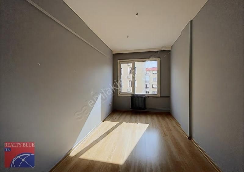 İçi Komple Yapılı Marmaray&yht Komşu Arakat 3+1 Kiralık Daire - Görsel 23