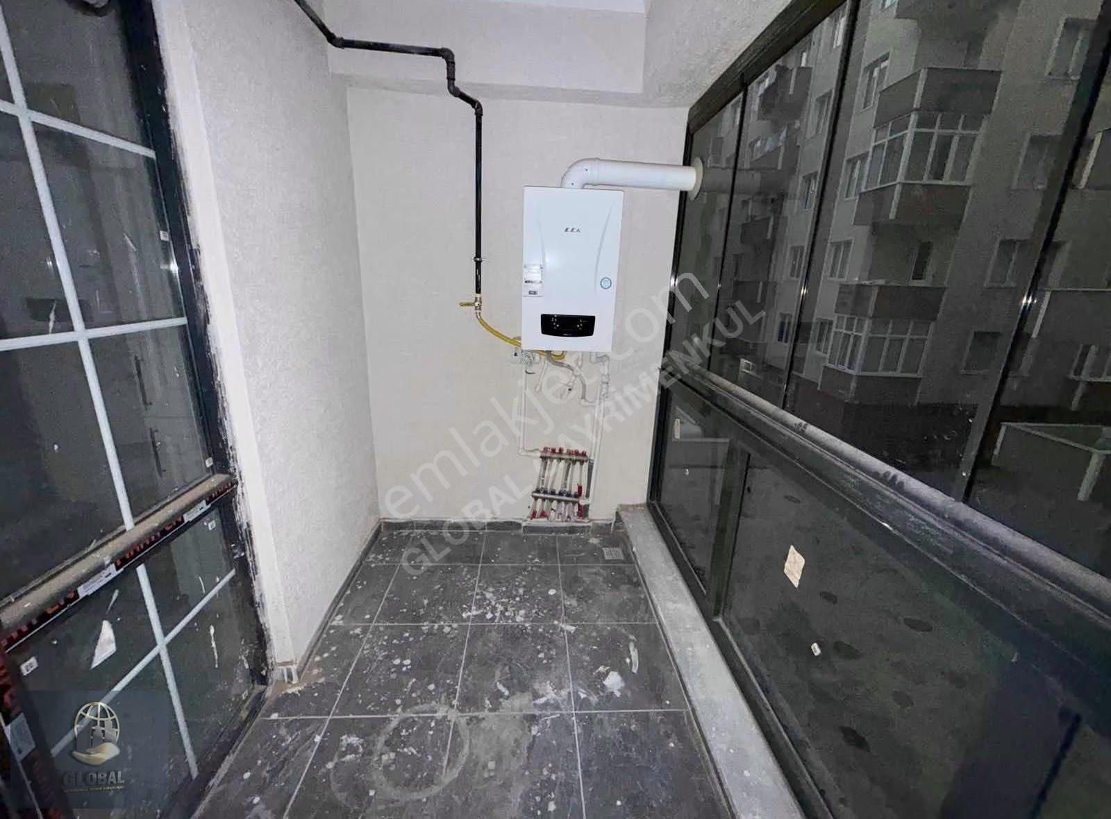 Cumhurüyet Parkı Yanında Arakat Güney Cephe 2+1 !! - Görsel 10