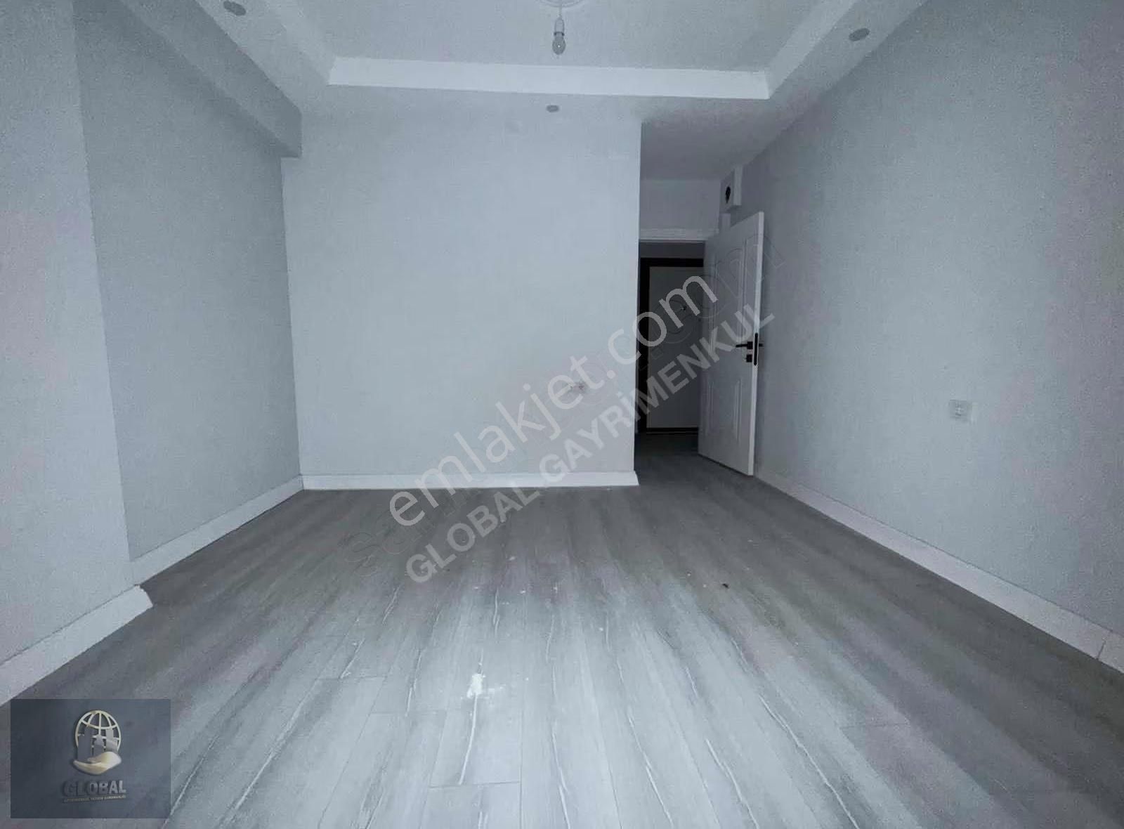 Cumhurüyet Parkı Yanında Arakat Güney Cephe 2+1 !! - Görsel 14