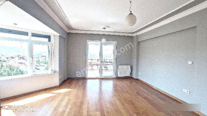 Güzelbahçe De Kolejlere Yakın Müstakil 4+1 Villa Kiralık. - Görsel 5