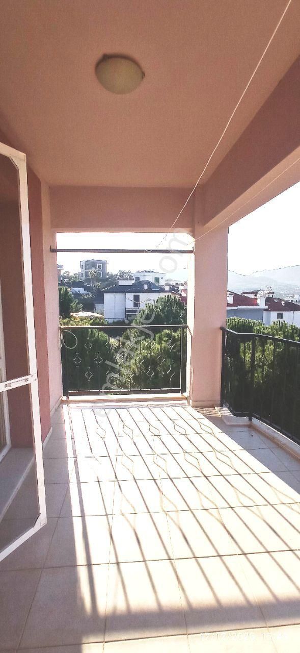 Güzelbahçe De Kolejlere Yakın Müstakil 4+1 Villa Kiralık. - Görsel 7