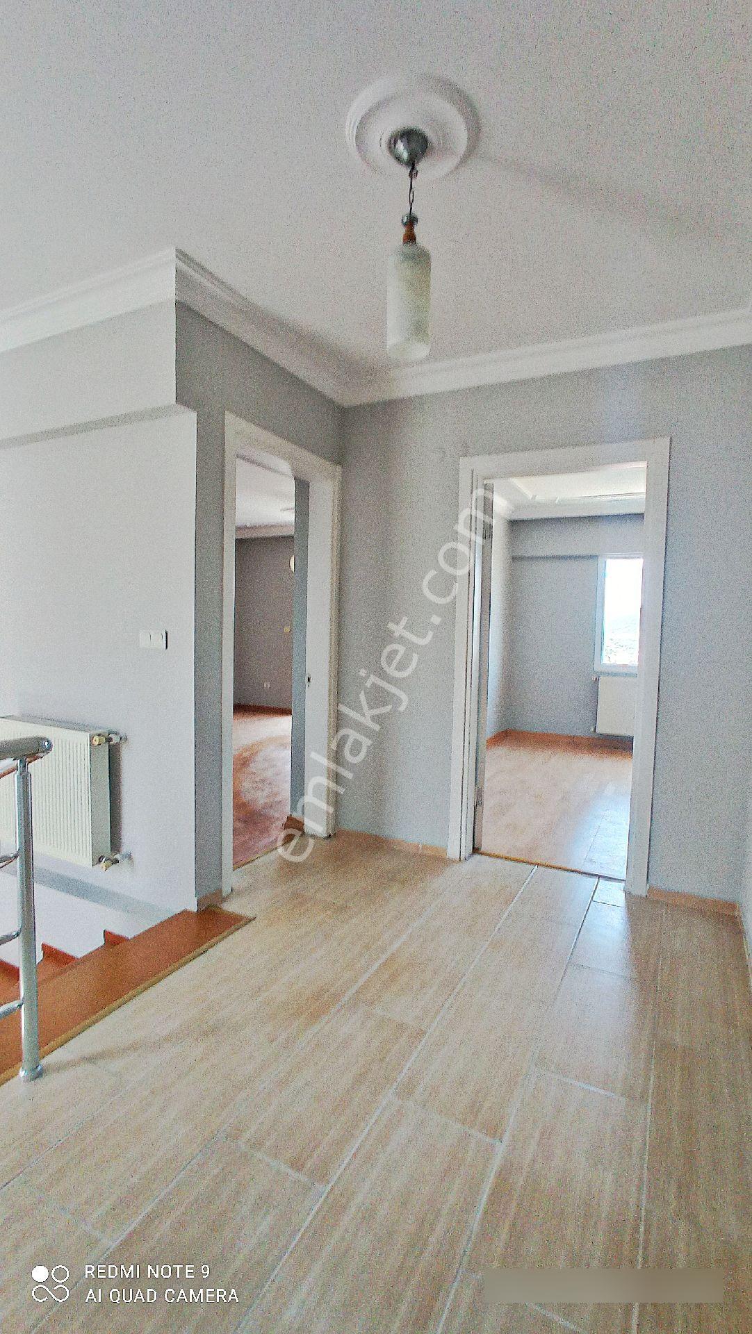 Güzelbahçe De Kolejlere Yakın Müstakil 4+1 Villa Kiralık. - Görsel 19