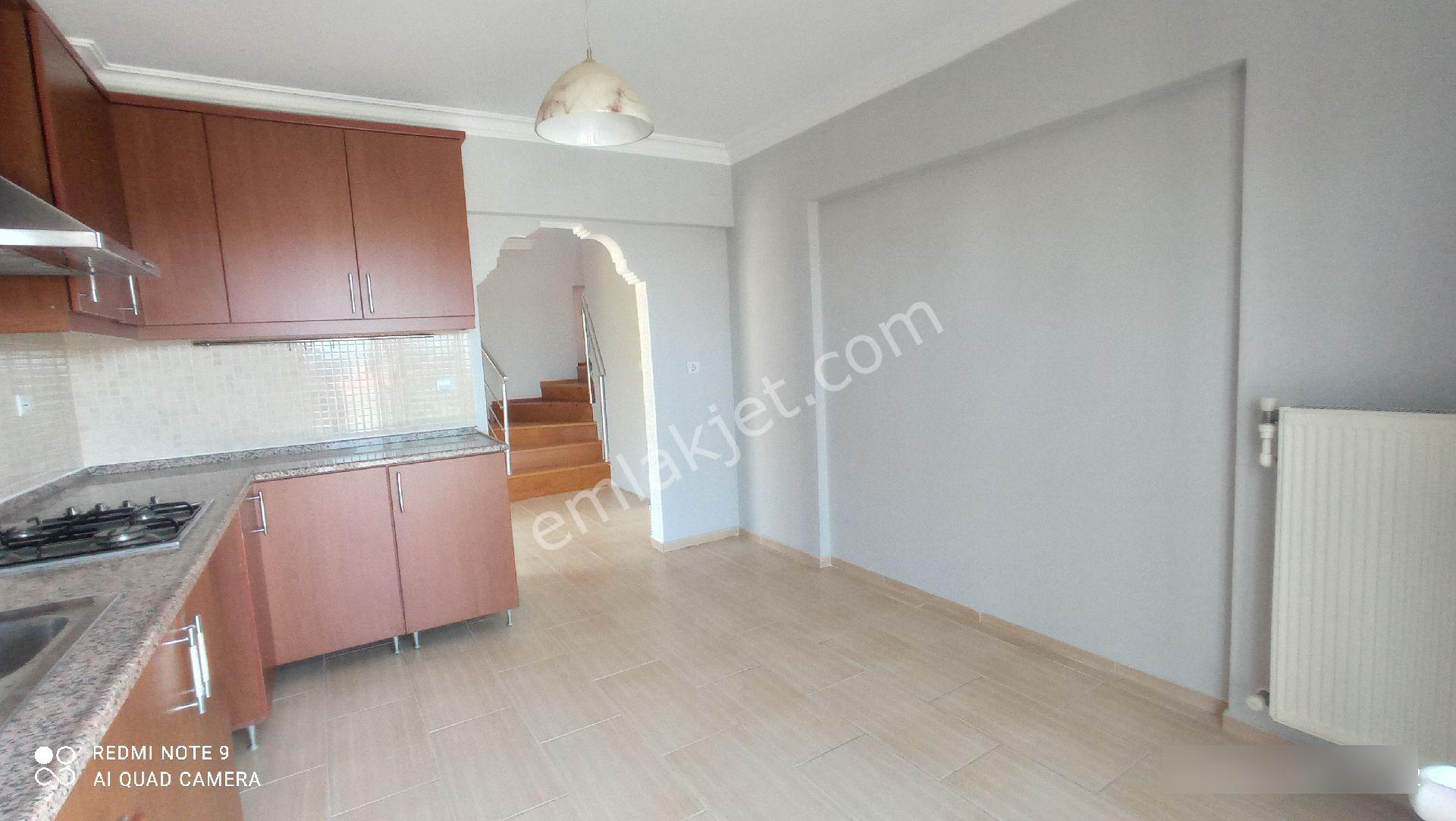 Güzelbahçe De Kolejlere Yakın Müstakil 4+1 Villa Kiralık. - Görsel 12