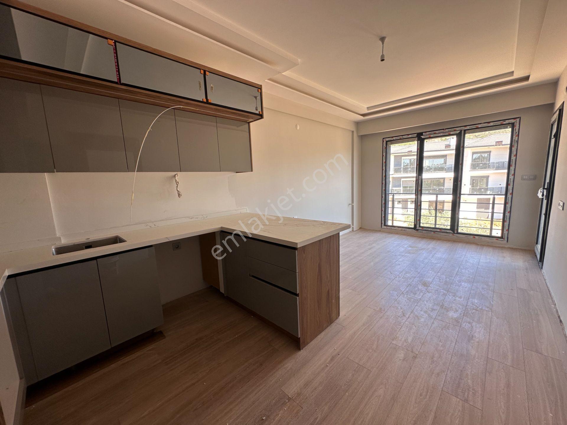 Mera Emlaktan Çamlıbel'de Havuzlu-teraslı 1+1 100m2 Lüx Daire - Görsel 20