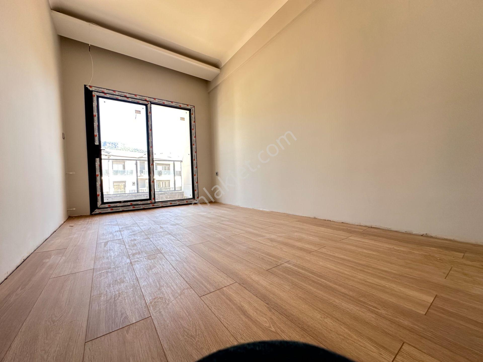 Mera Emlaktan Çamlıbel'de Havuzlu-teraslı 1+1 100m2 Lüx Daire - Görsel 18