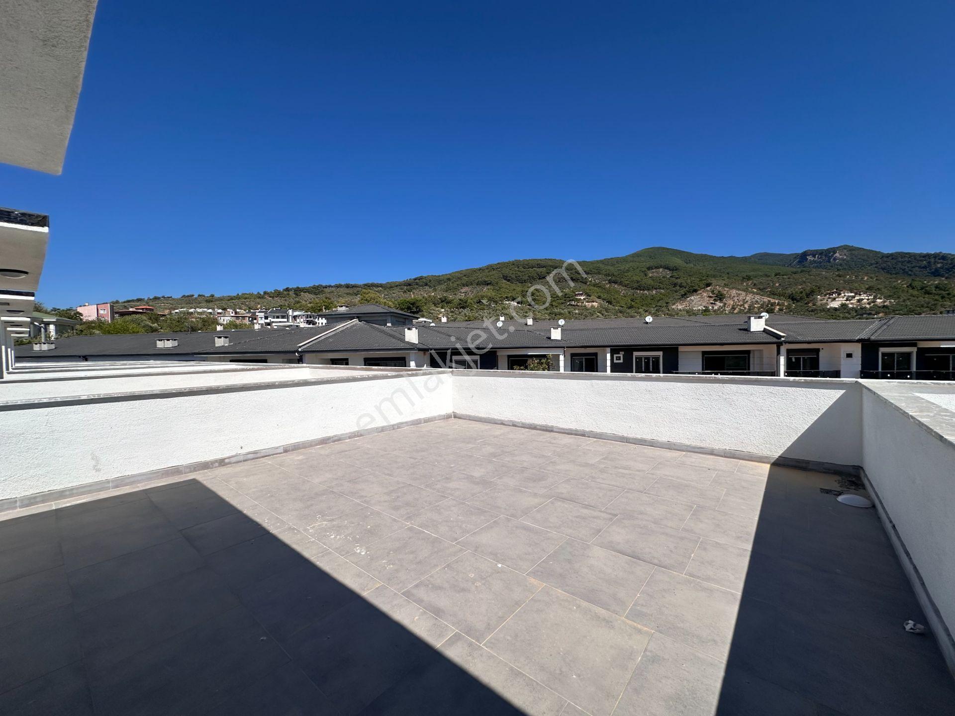 Mera Emlaktan Çamlıbel'de Havuzlu-teraslı 1+1 100m2 Lüx Daire - Görsel 13