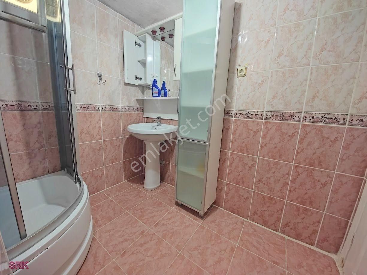 Serkan Gayrimenkulden Bahçelievler Yenibosnada 18 Yıllık 2.ci Kat Bina - Görsel 14