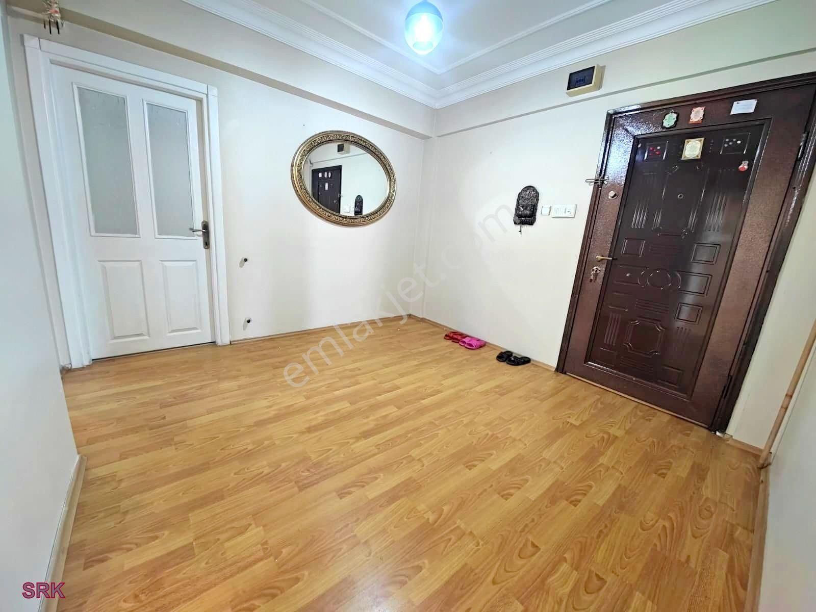 Serkan Gayrimenkulden Bahçelievler Yenibosnada 18 Yıllık 2.ci Kat Bina - Görsel 4