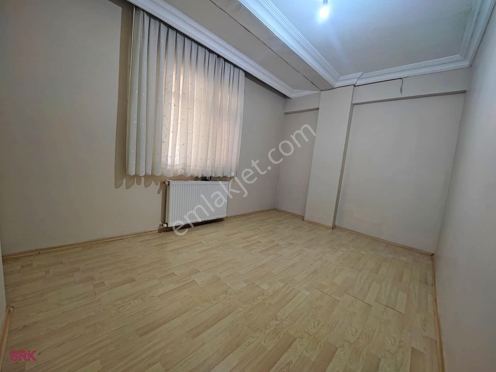 Serkan Gayrimenkulden Bahçelievler Yenibosnada 18 Yıllık 2.ci Kat Bina - Görsel 8