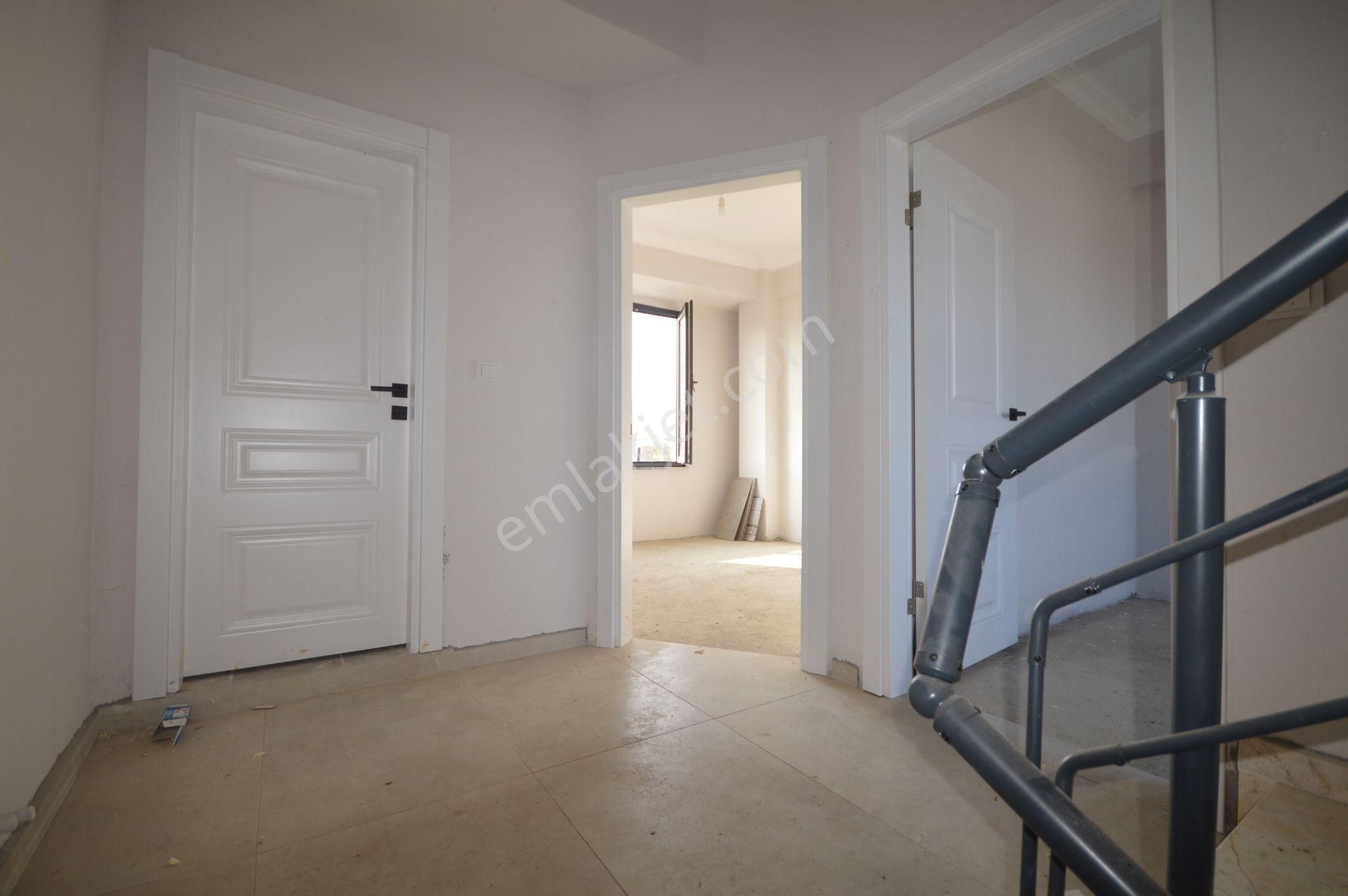 Kocaali'de Yeniyıla Özel Fiyatta Bahçeli Satılık 3+1 Villa - Görsel 15