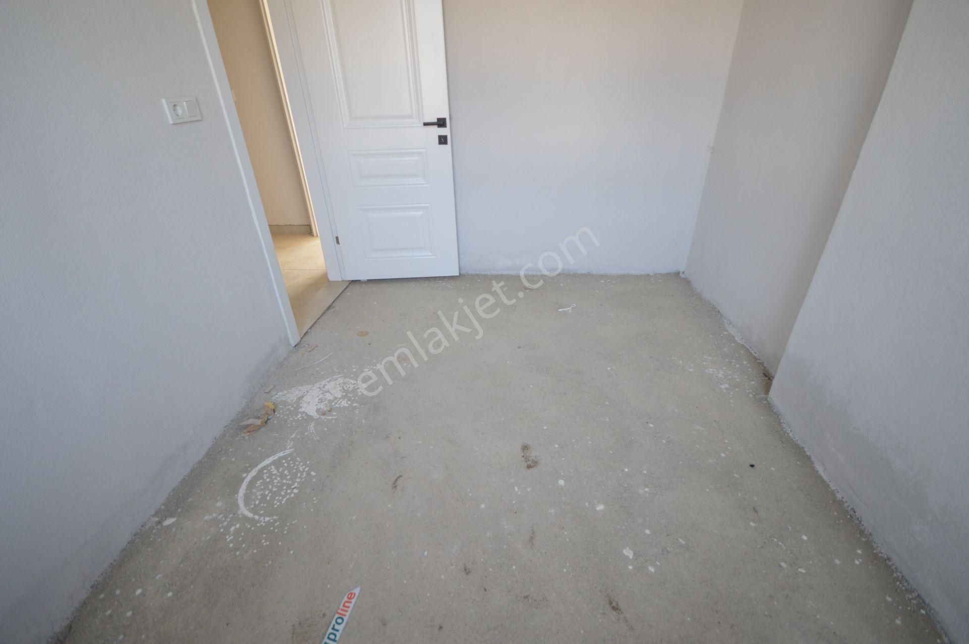 Kocaali'de Yeniyıla Özel Fiyatta Bahçeli Satılık 3+1 Villa - Görsel 18