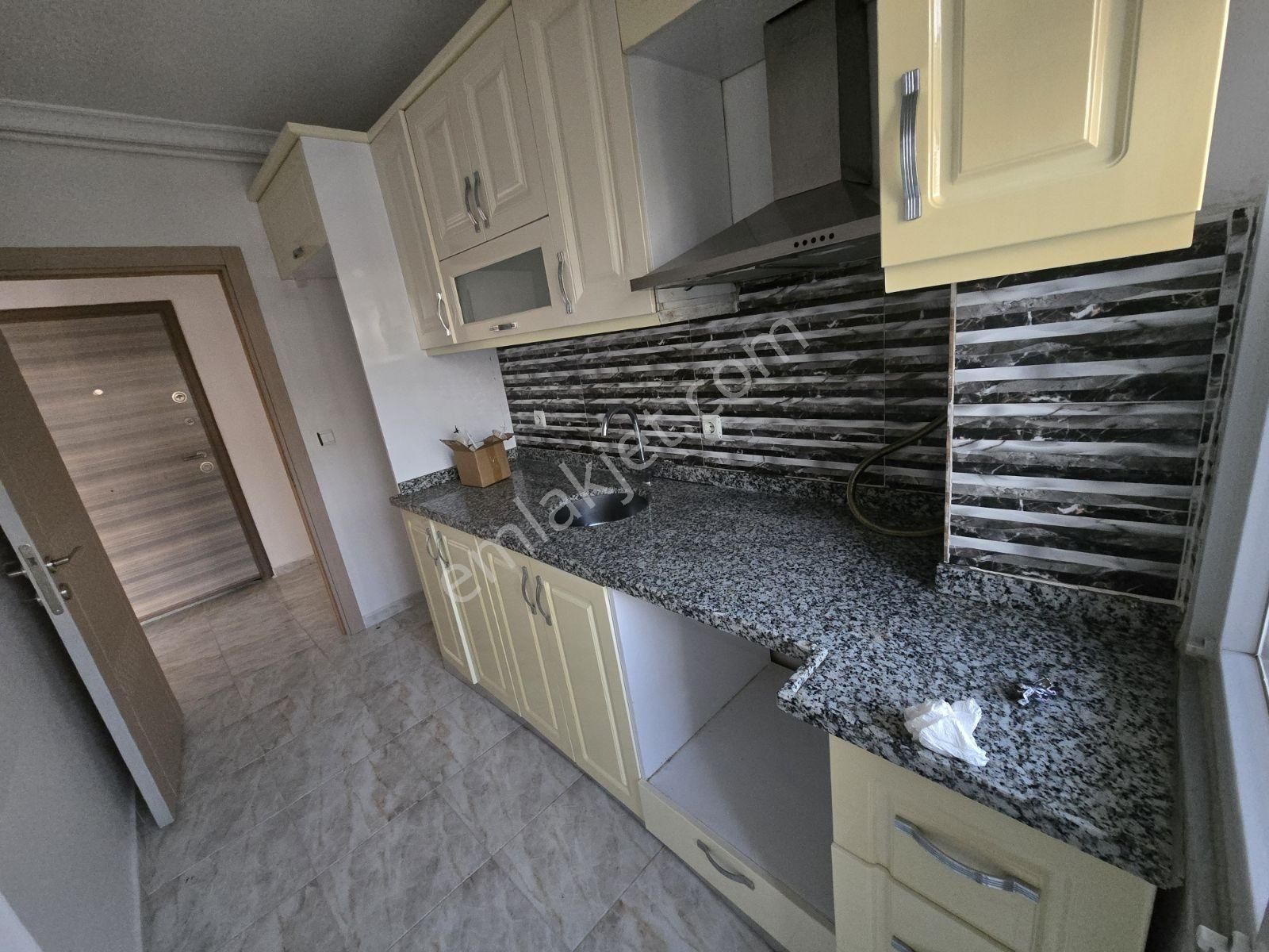 Mimar Yapıdan Satılık Öncephe Meydan Mevkısınde 2+1 Daire - Görsel 12