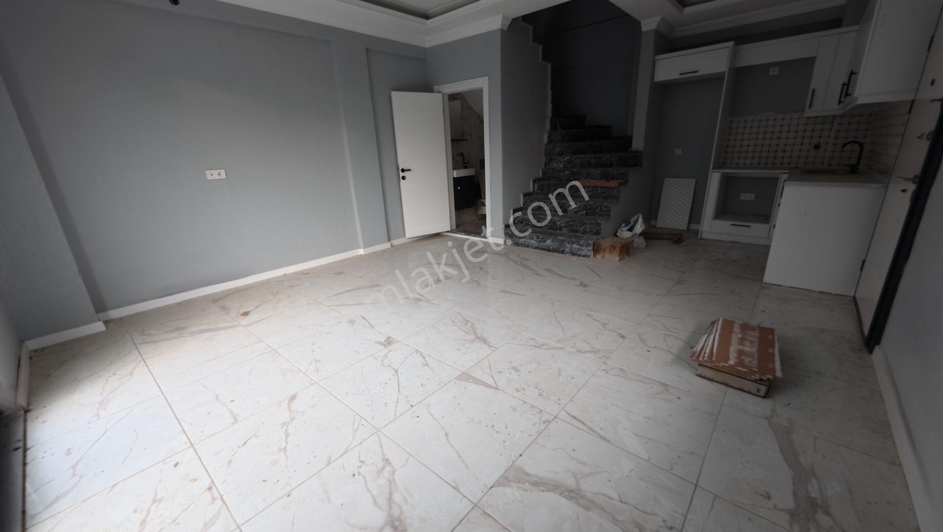 Kocaali'de Görenlerin Beğendiği Satılık 3+1 Villa - Görsel 9