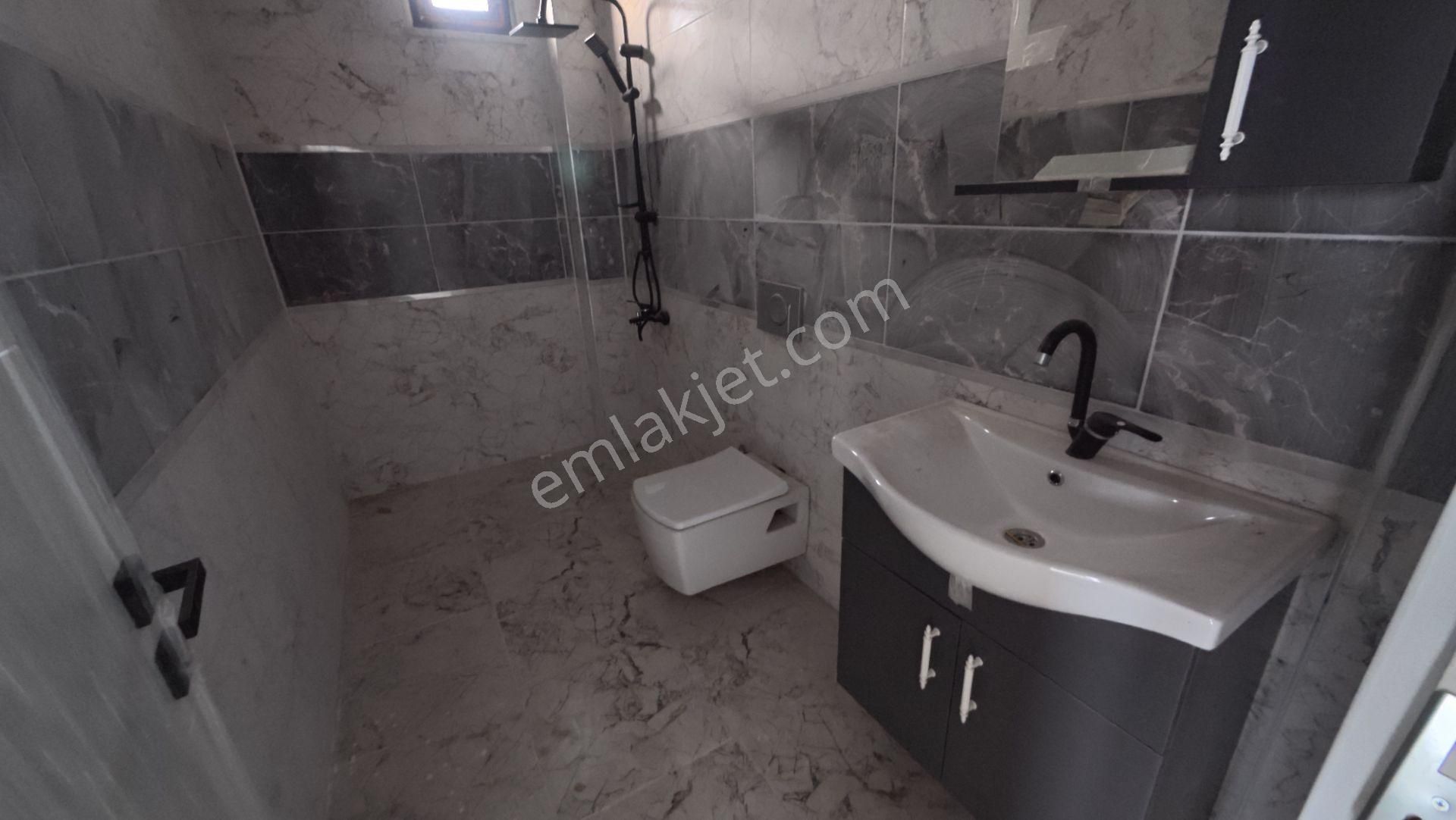 Kocaali'de Görenlerin Beğendiği Satılık 3+1 Villa - Görsel 20