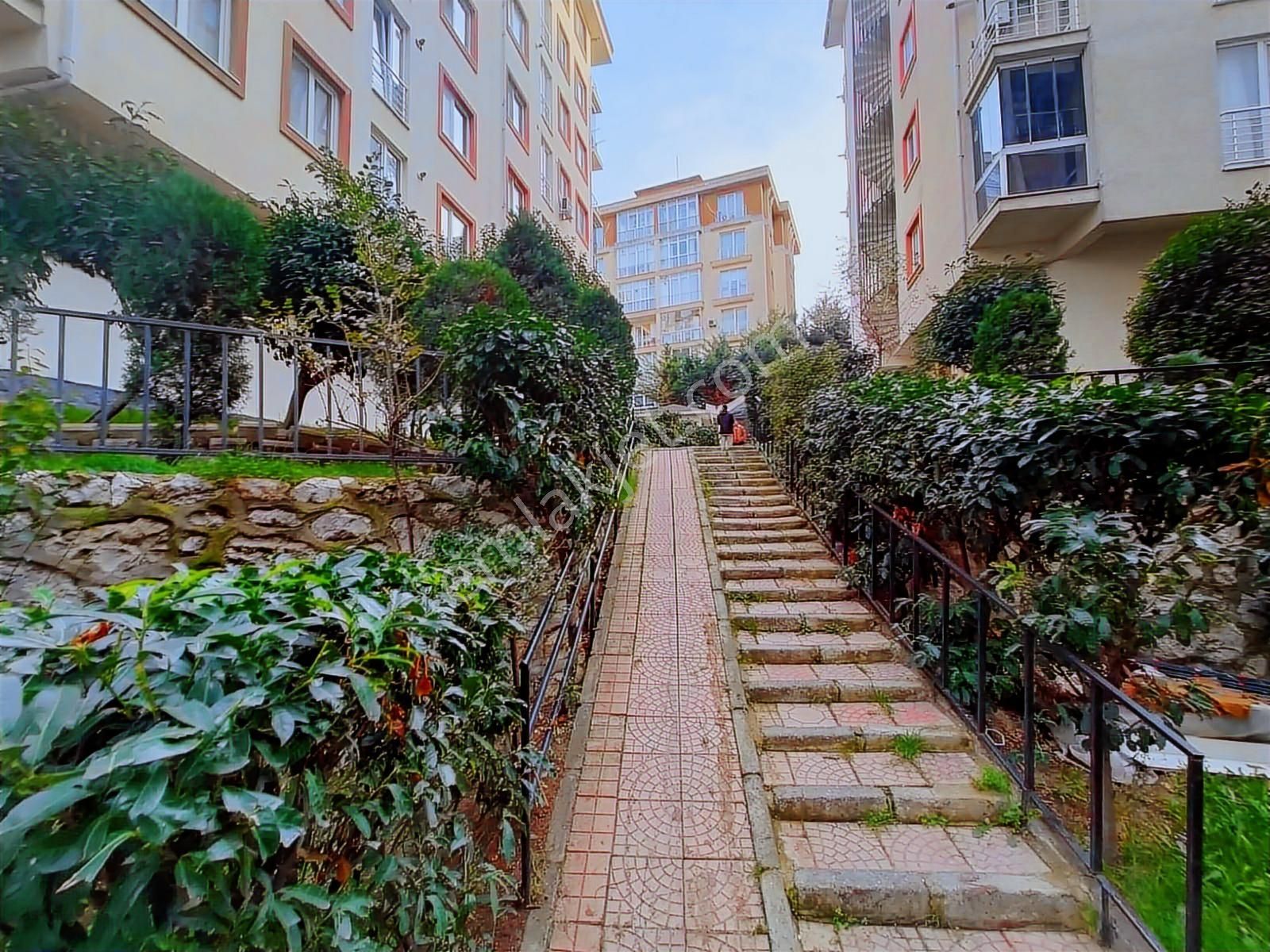 Esenyurt Piri Reis Mah.nadide Evleri Sit.geniş 2+1 Satılık Daire - Görsel 32