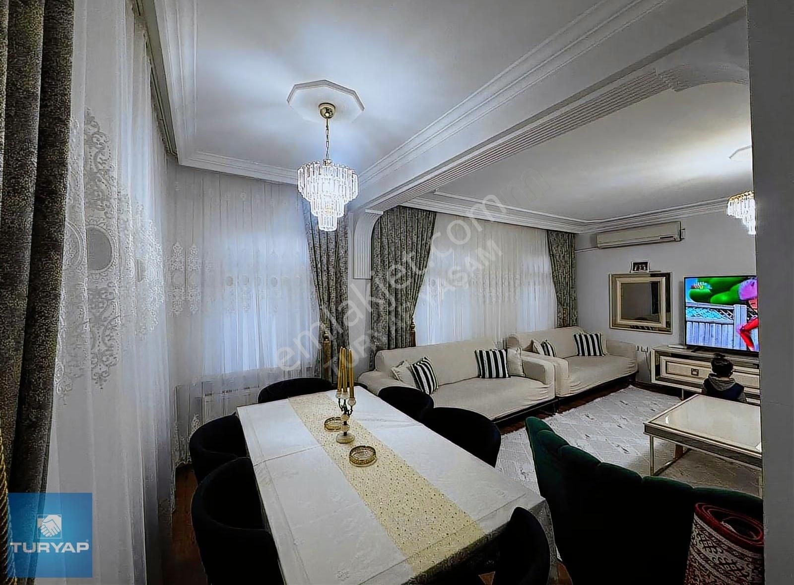 Mardin Yolu Üzeri Bakımlı Satılık Tripleks Villa - Görsel 15