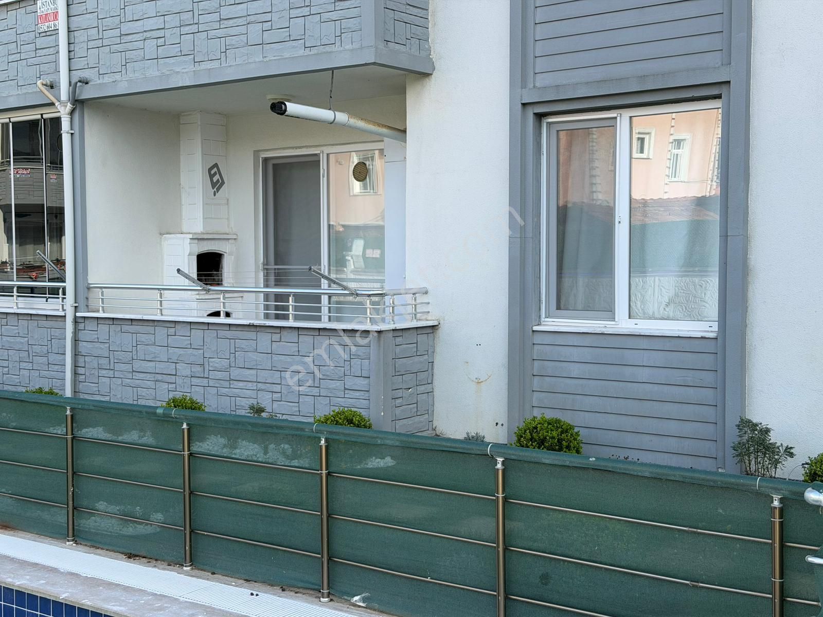 Karasu Sahilde Havuzlu Sitede Ful Eşyalı 1+1 Satılık Daire - Görsel 6