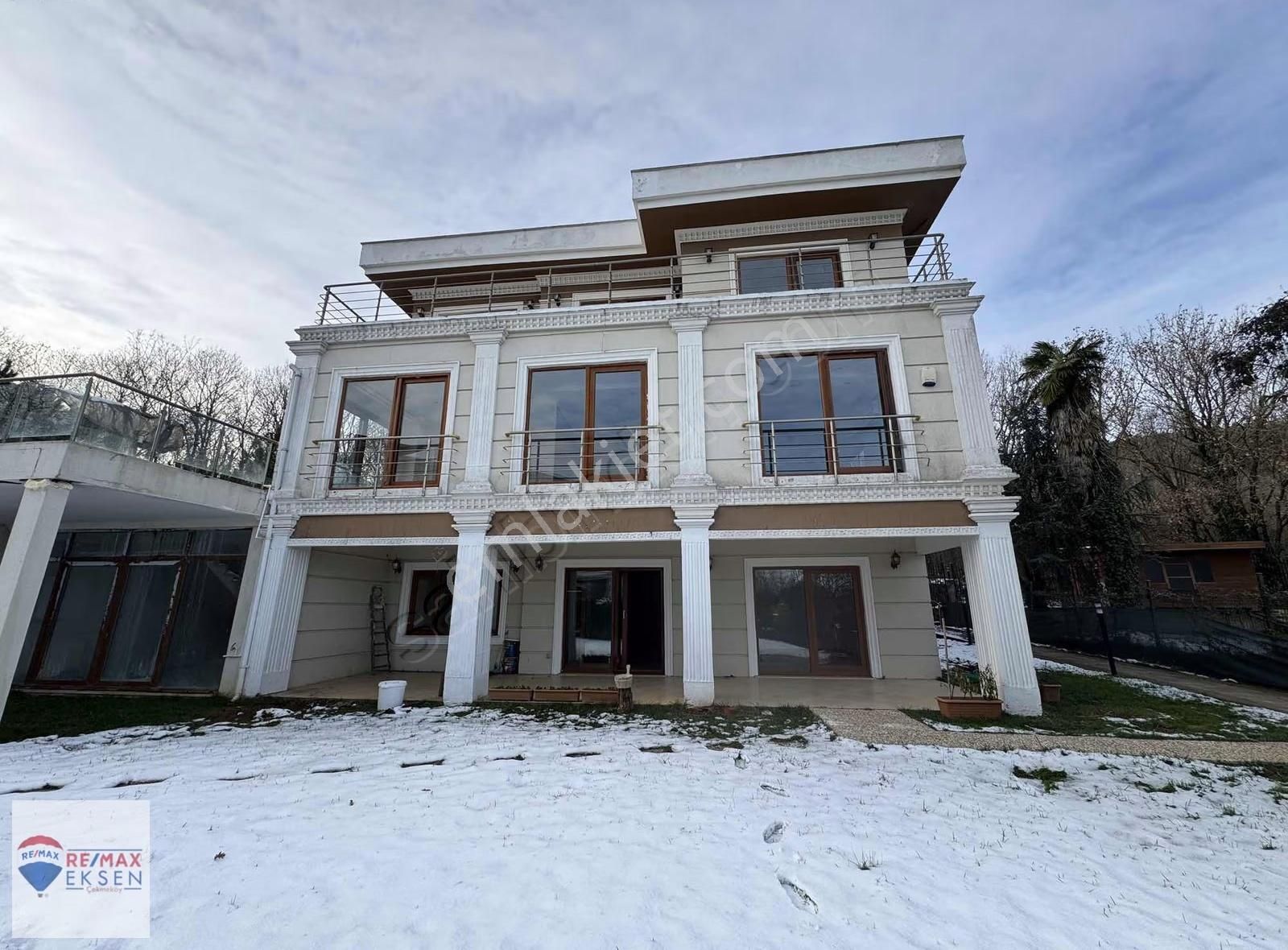 Çekmeköy'de Doğanın Kalbinde Geniş 5+2 Kiralık Villa - Görsel 16