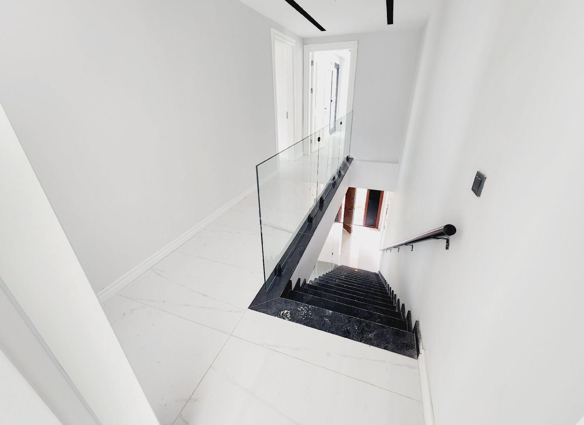 Kuşadası Harika Manzara'dasonvillalar - Görsel 22