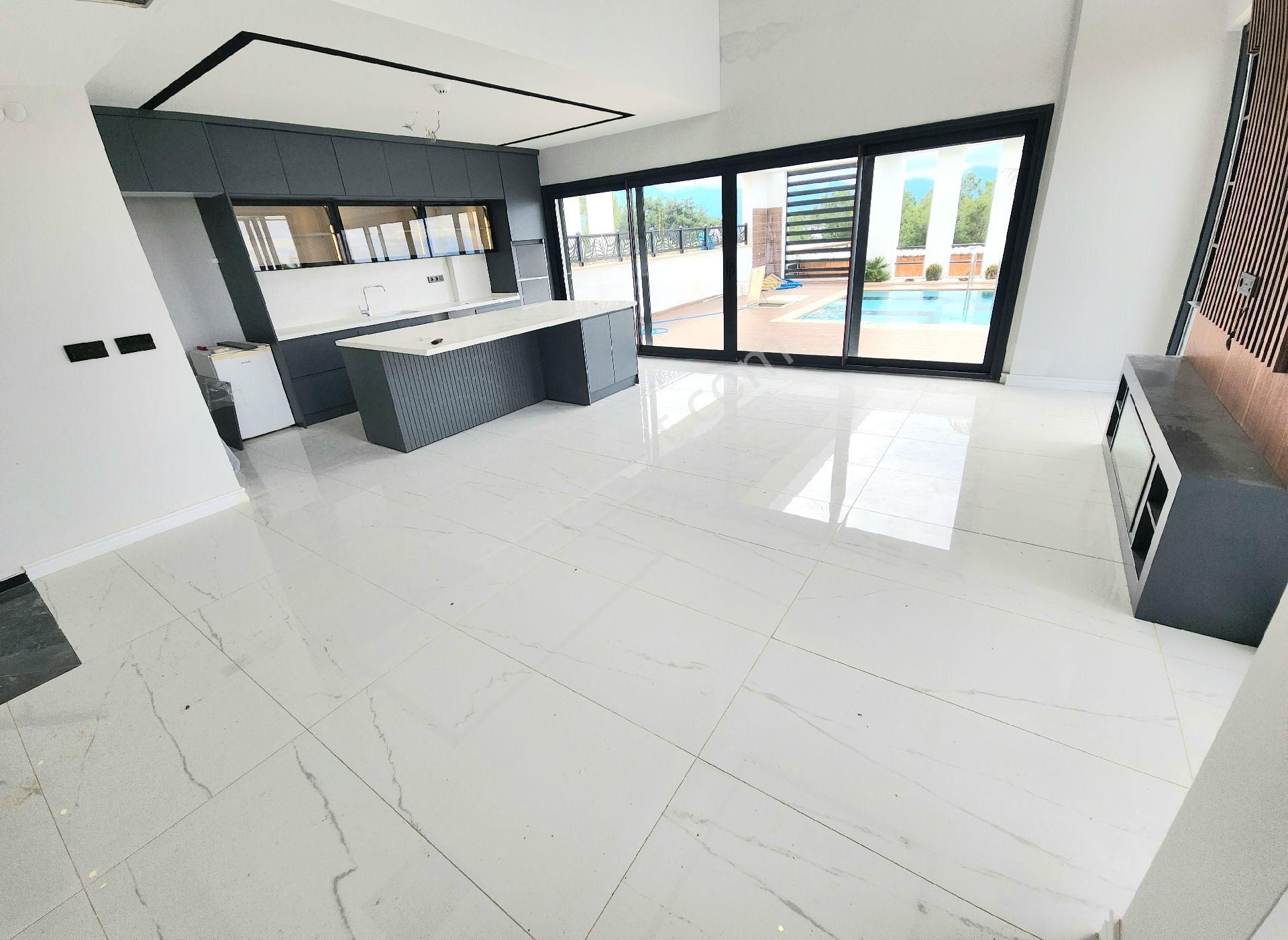 Kuşadası Harika Manzara'dasonvillalar - Görsel 35