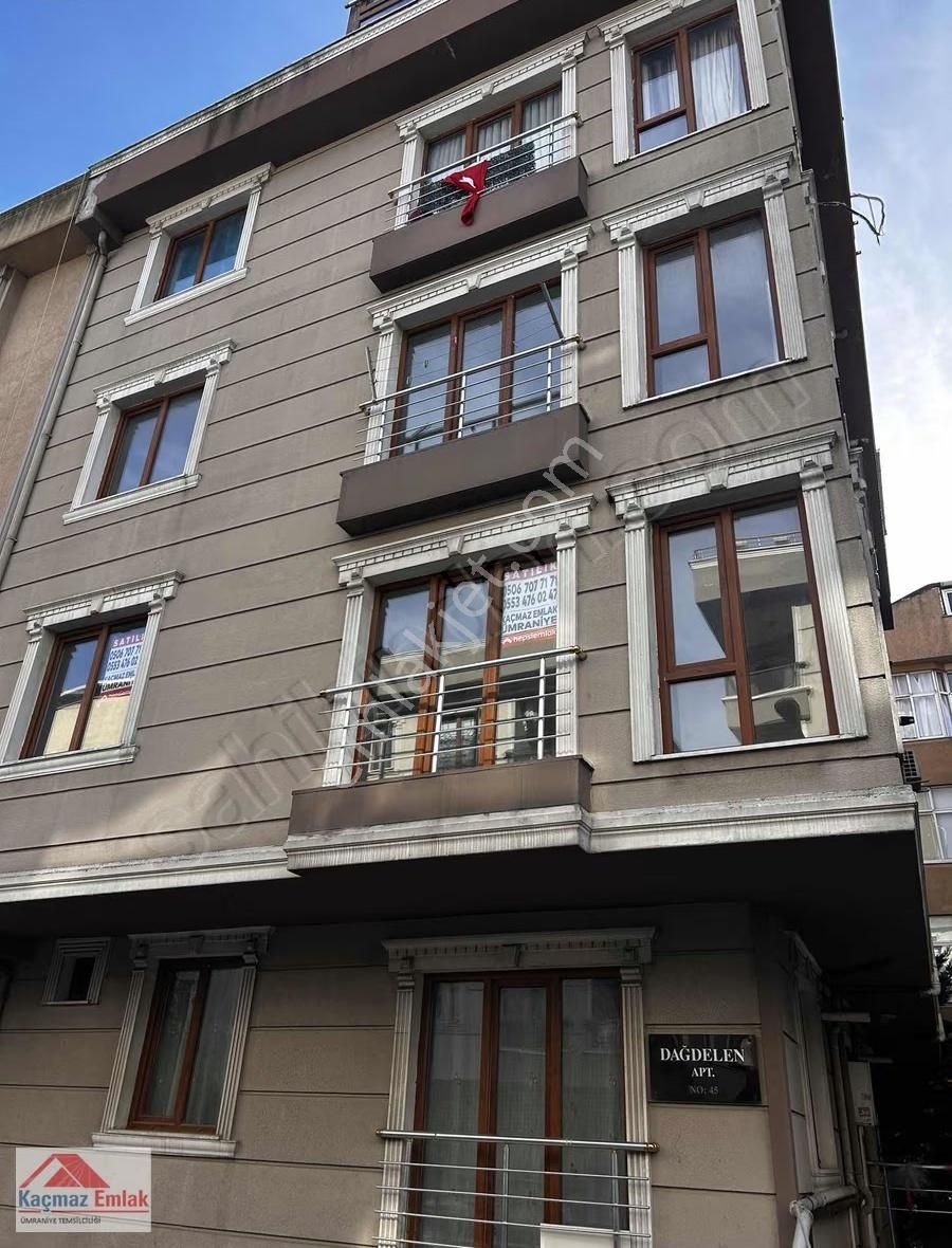 Ümraniye Yamanevler Mahallesinde Satılık 2+1 Daire