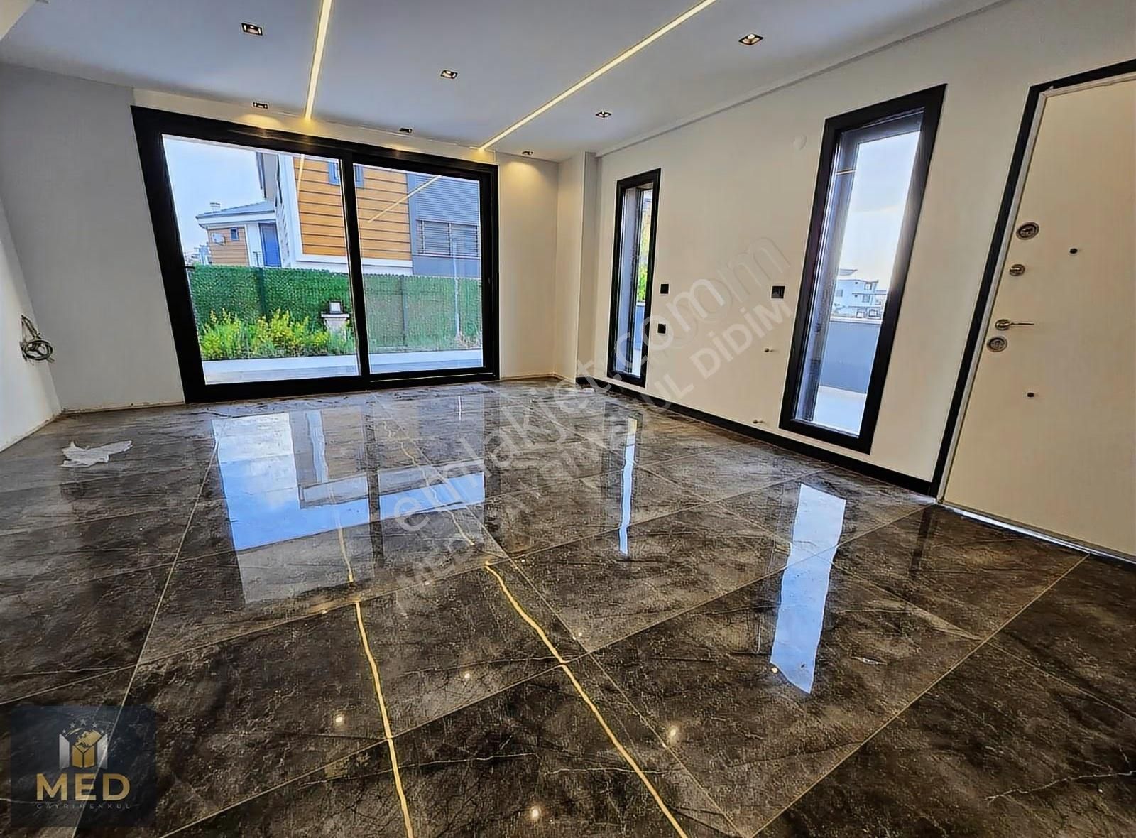 Didim Hisarda Güzel Villa