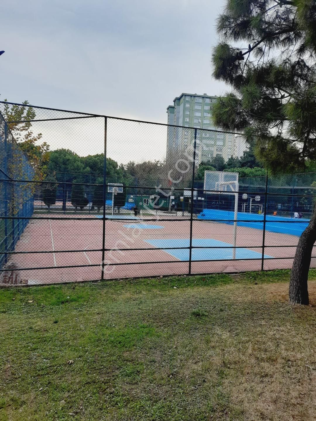 Emlak Bankası Bizimkent Sitesinin En Güzel Konumlu C Blok Da 3+1 Köşe Mükemmel Satılık Daire - Görsel 3